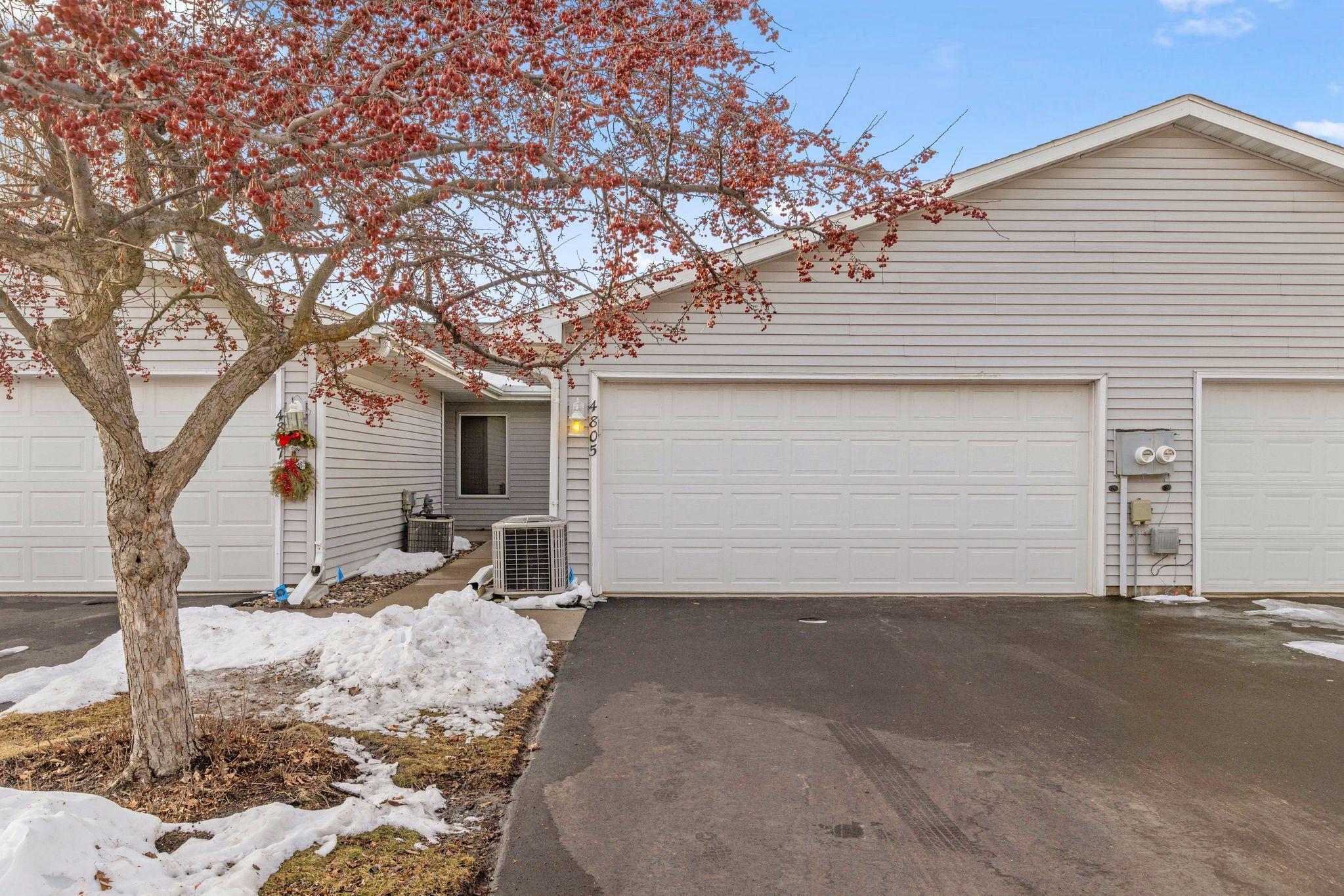 Barbara Ln, Inver Grove Heights, MN 55077