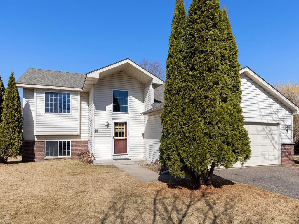 Susan St, Big Lake, MN 55309