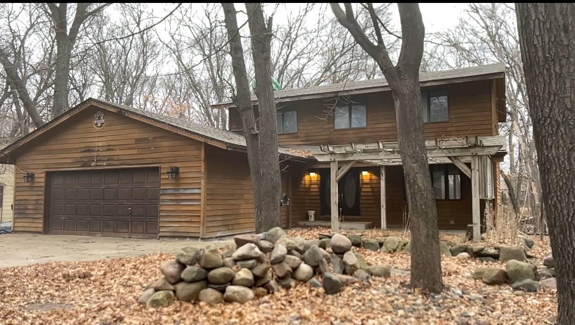 Lois Ln, Circle Pines, MN 55014