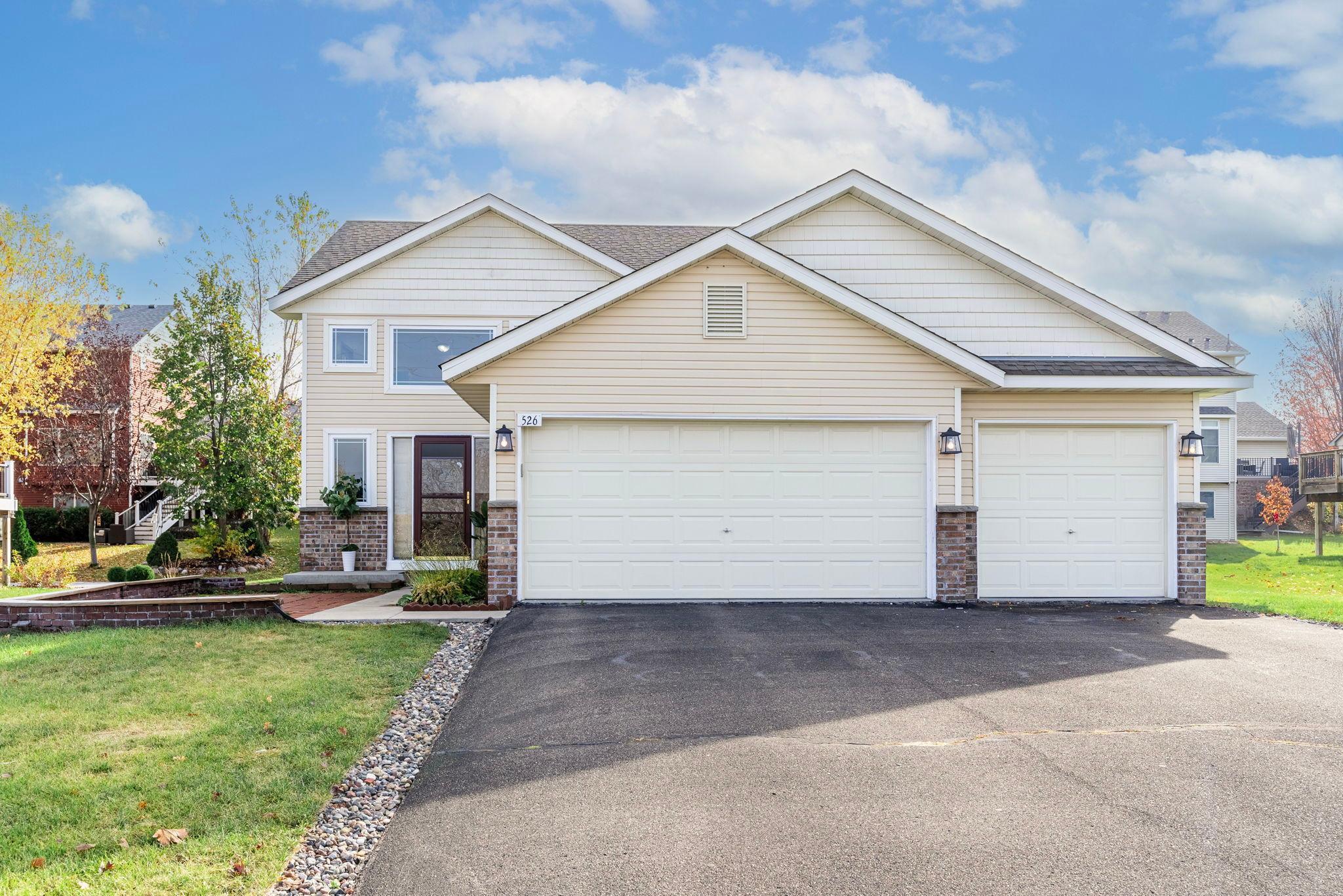 Hackney Ave, Shakopee, MN 55379