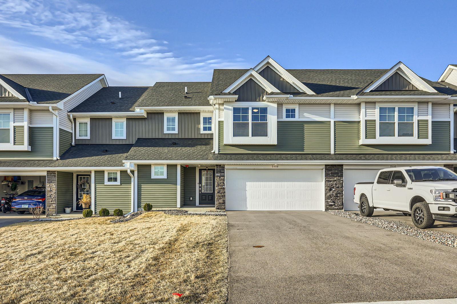 Bridle Way, Victoria, MN 55386