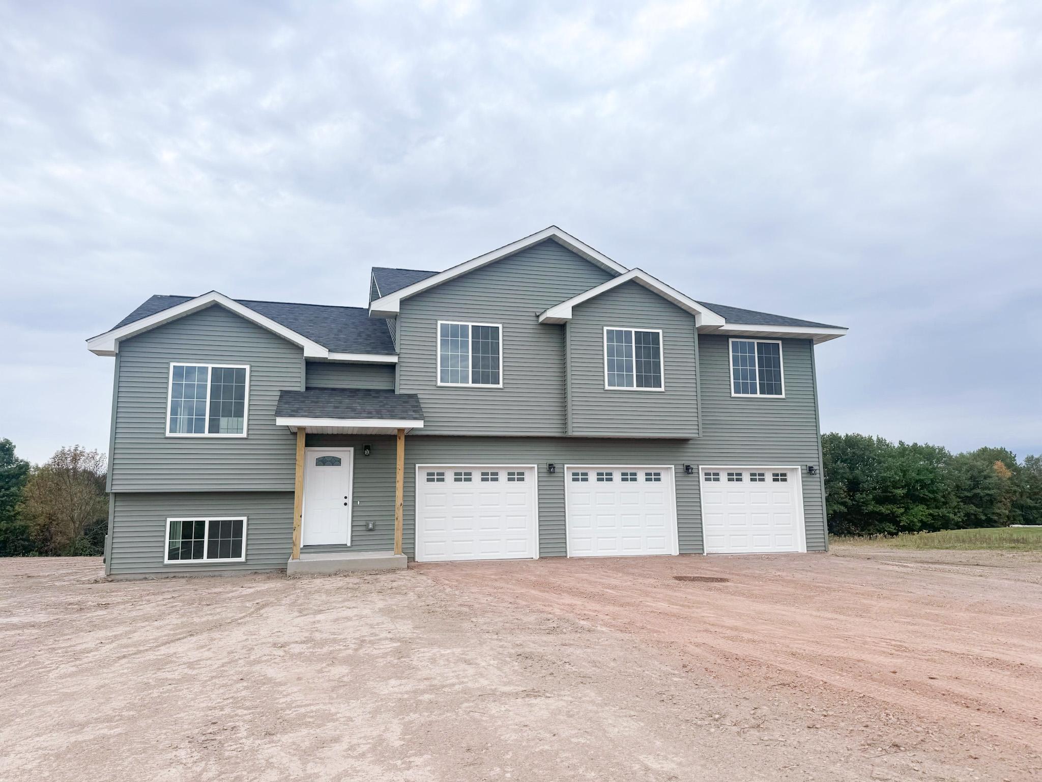 Eagle Ridge Cir, Pine City, MN 55063