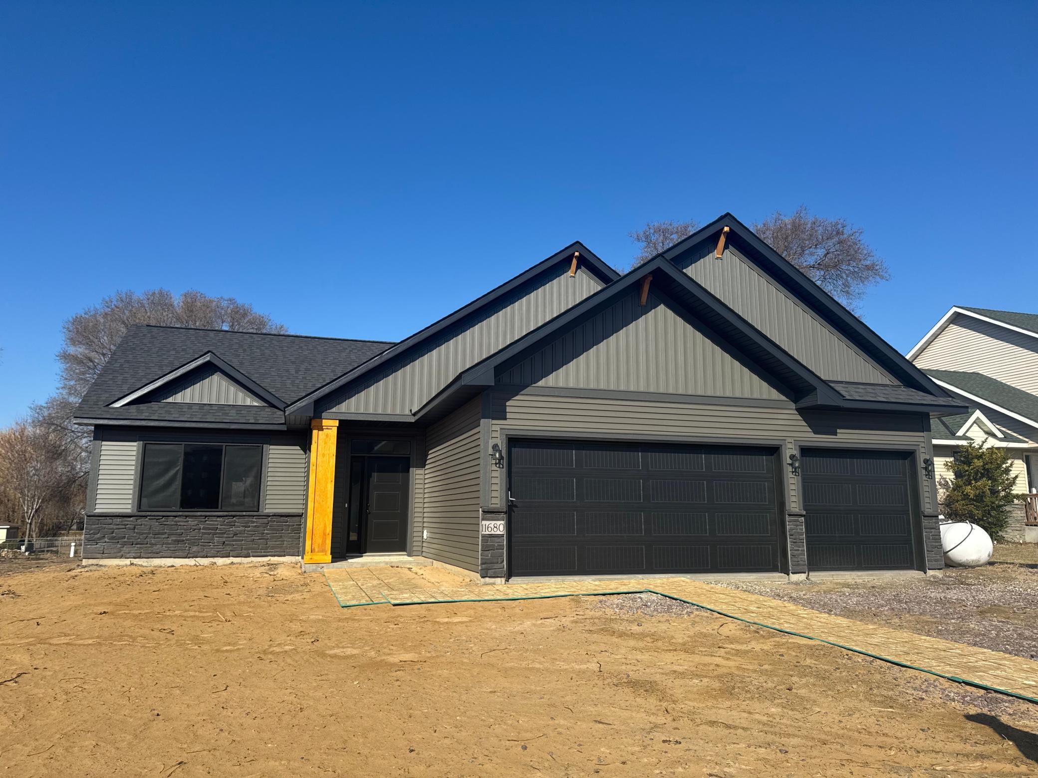 Pierce Ct Ne, Minneapolis, MN 55434