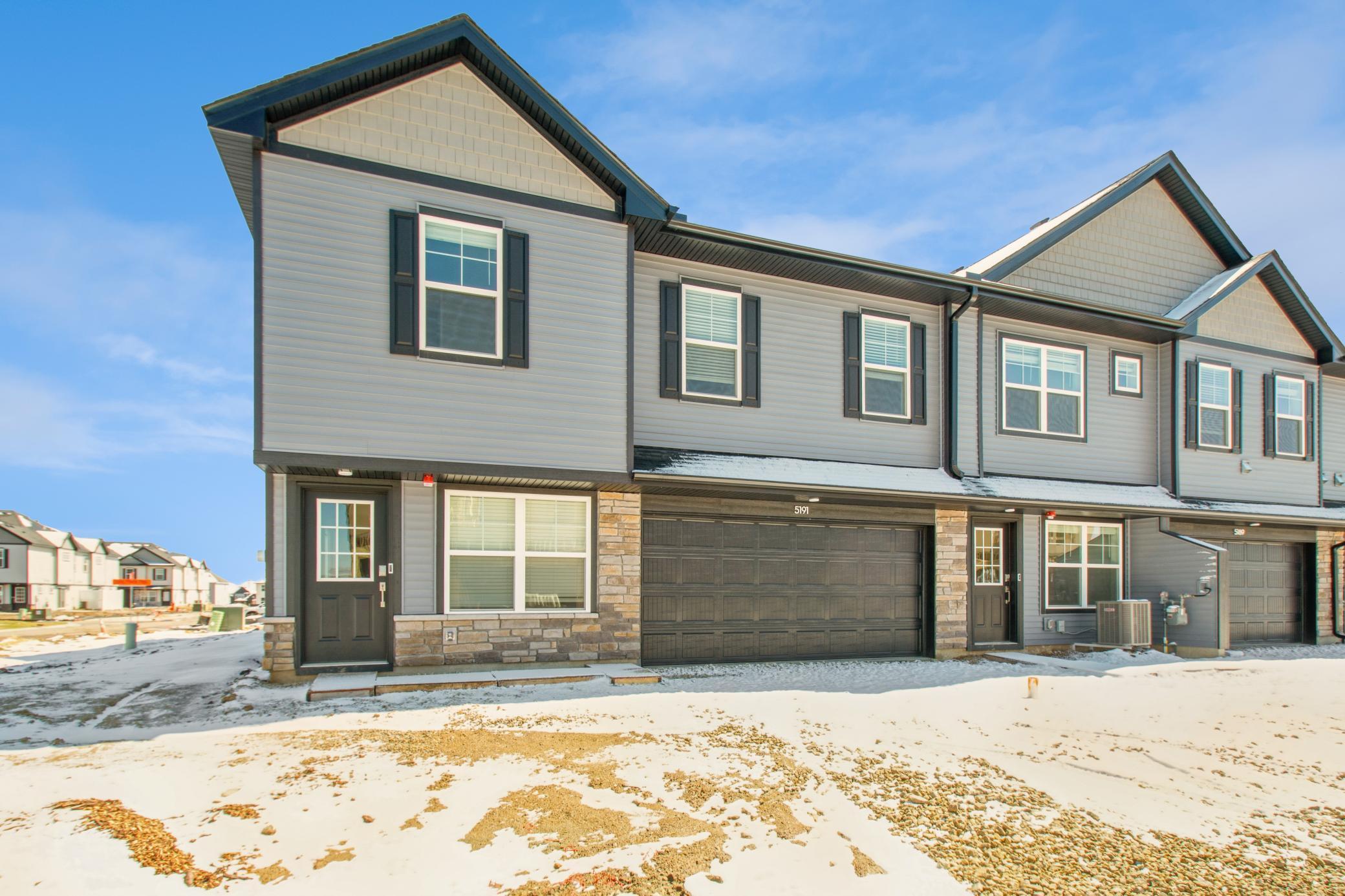 Long Pointe Pass, Saint Paul, MN 55129