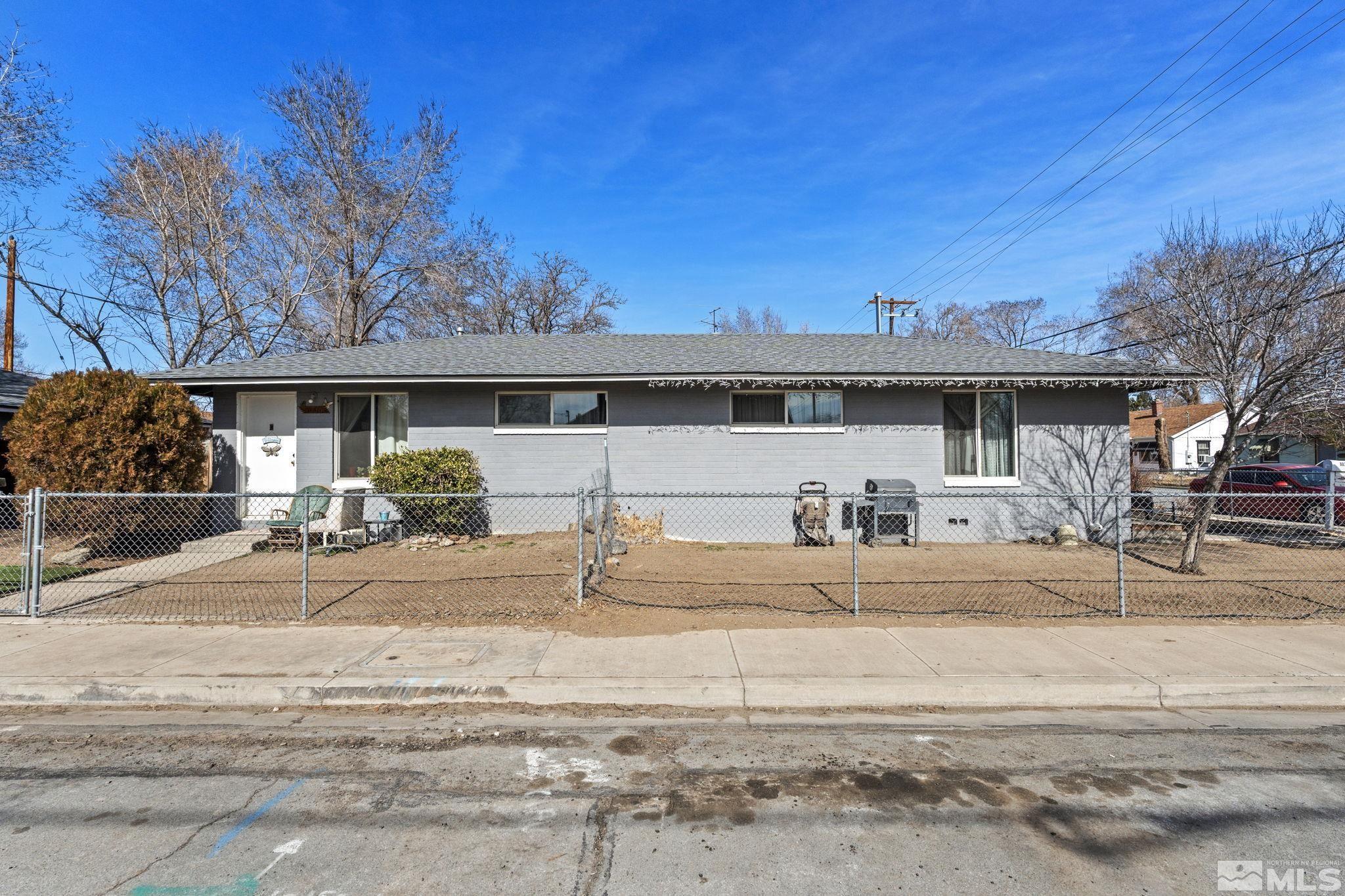 10th St, Sparks, NV 89431