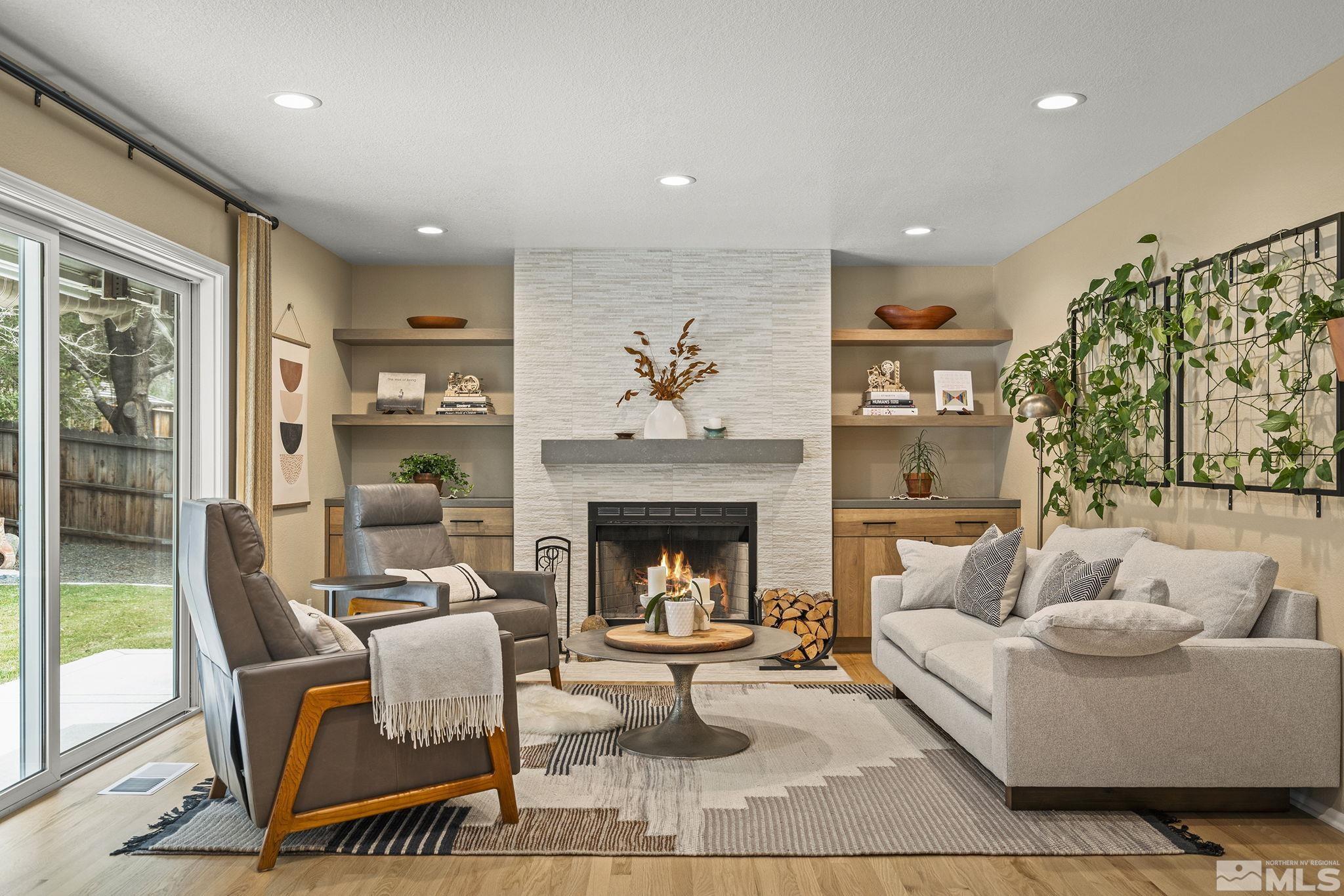 E Hidden Valley Dr, Reno, NV 89502