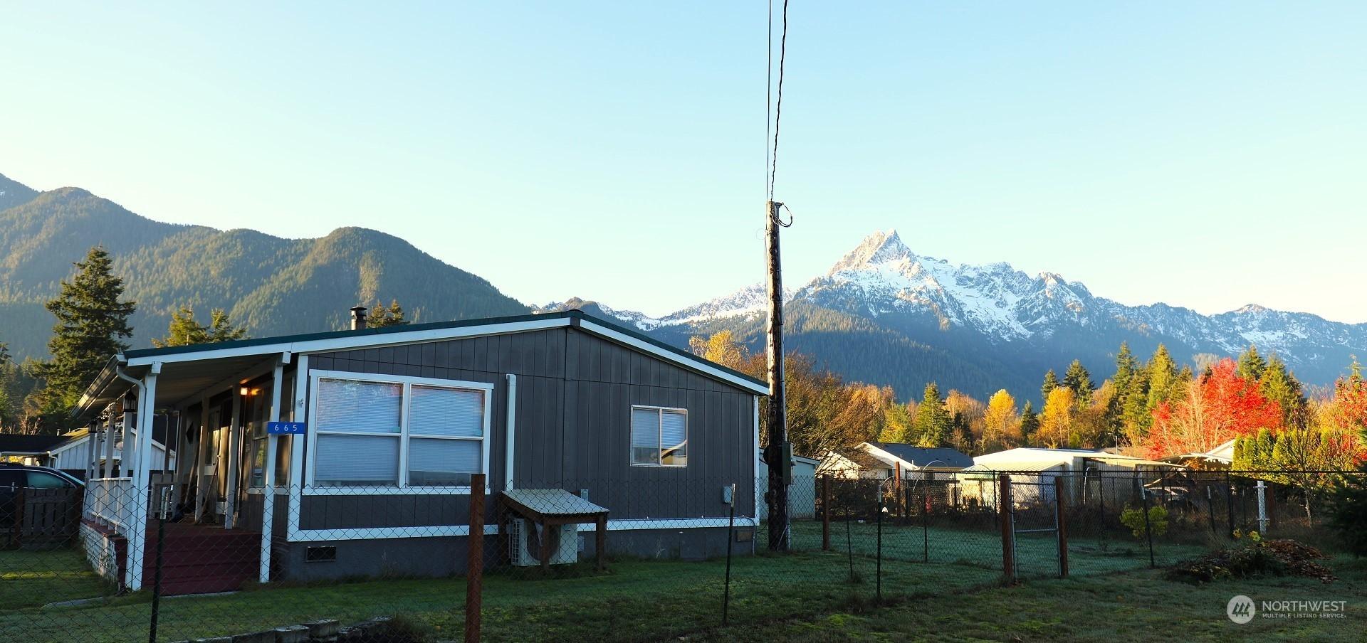 Commercial Ave, Darrington, WA 98241