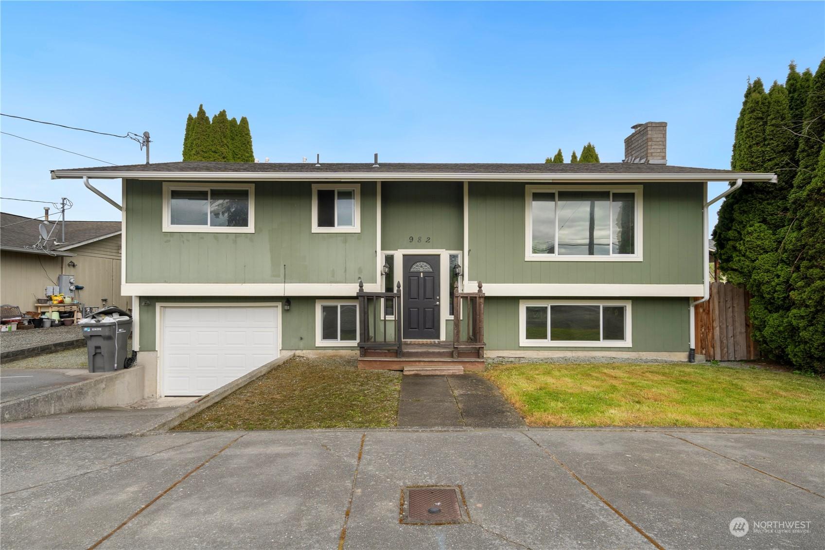 S Anacortes St, Burlington, WA 98233