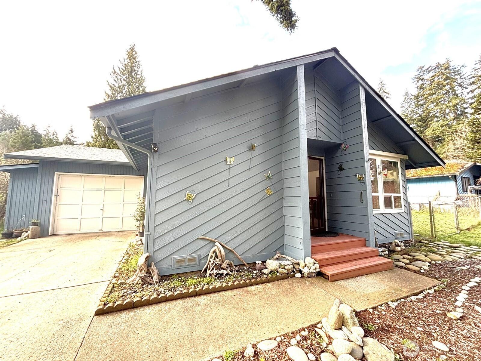 Rose St, Port Angeles, WA 98362