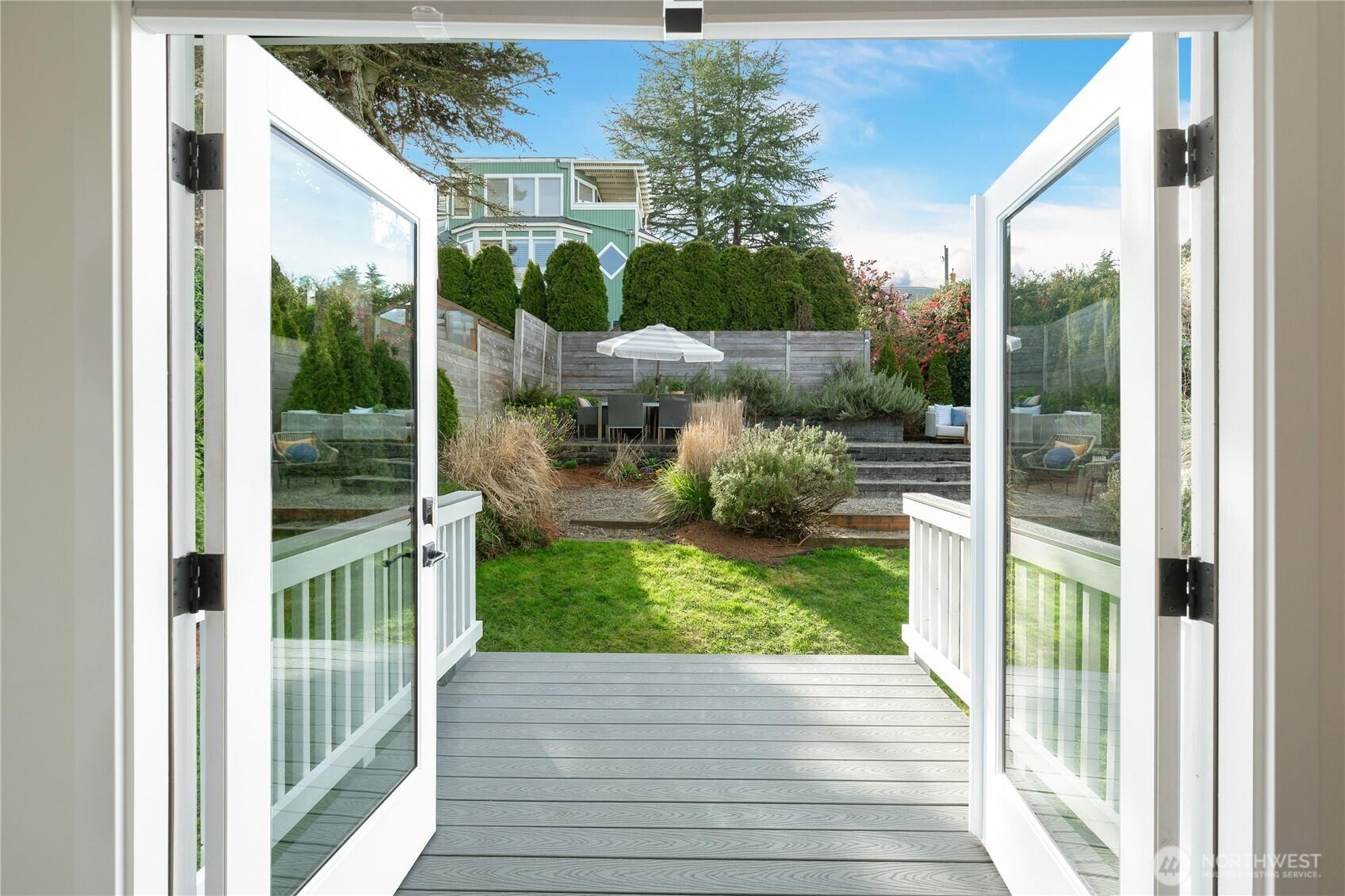 28th Ave W, Seattle, WA 98199