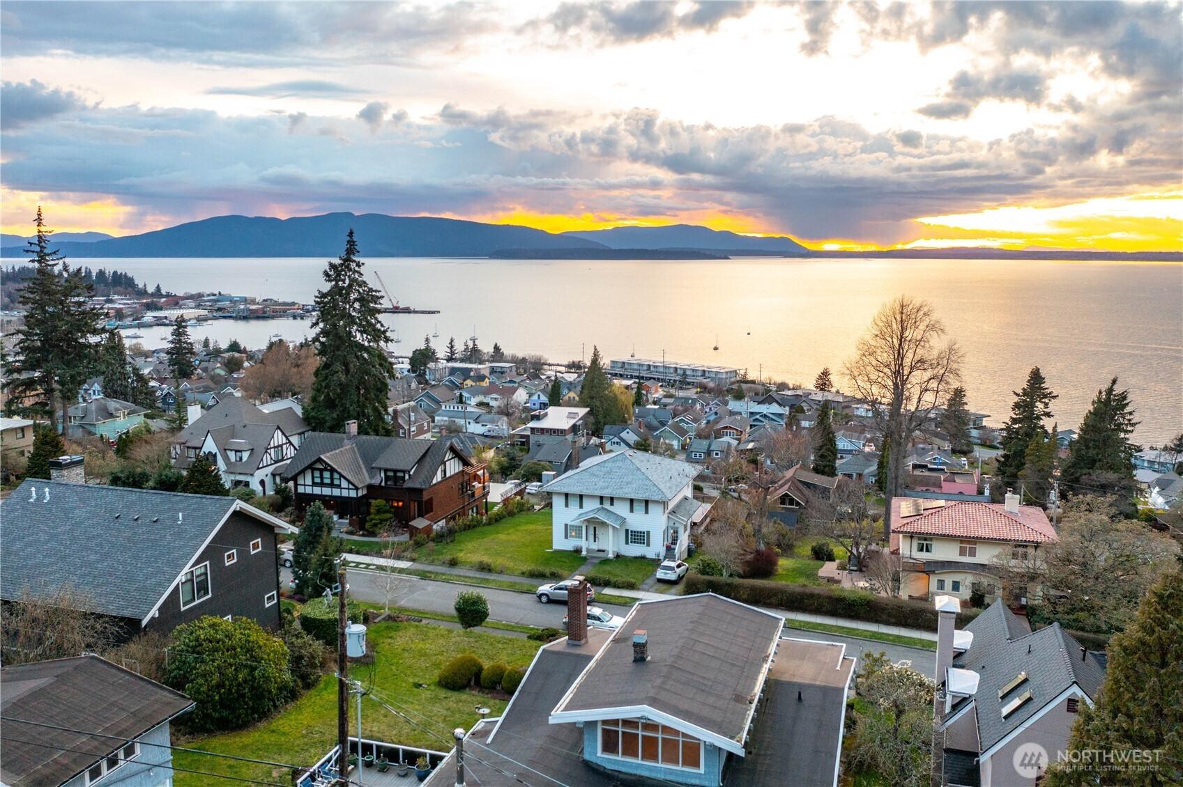 15th St, Bellingham, WA 98225