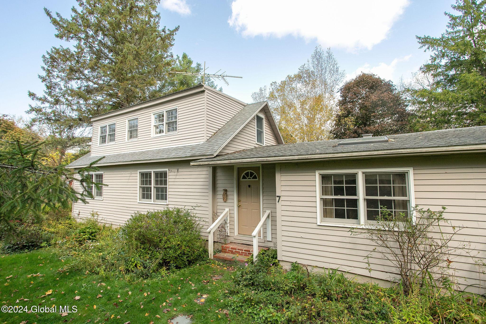 Goodrich Hollow Rd, Stephentown, NY 12168