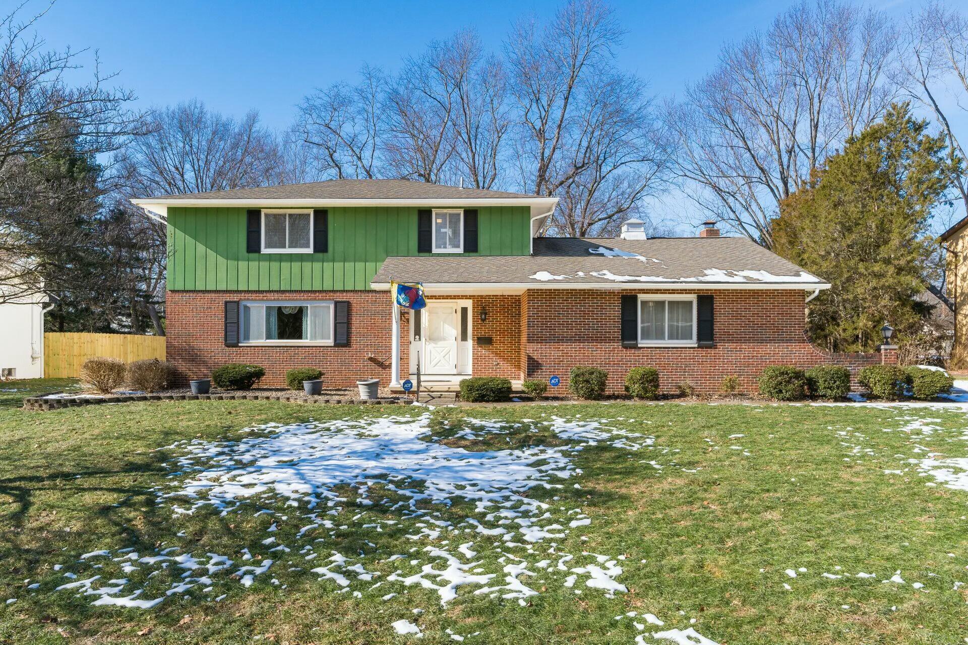 Olde Orchard Ct, Columbus, OH 43213