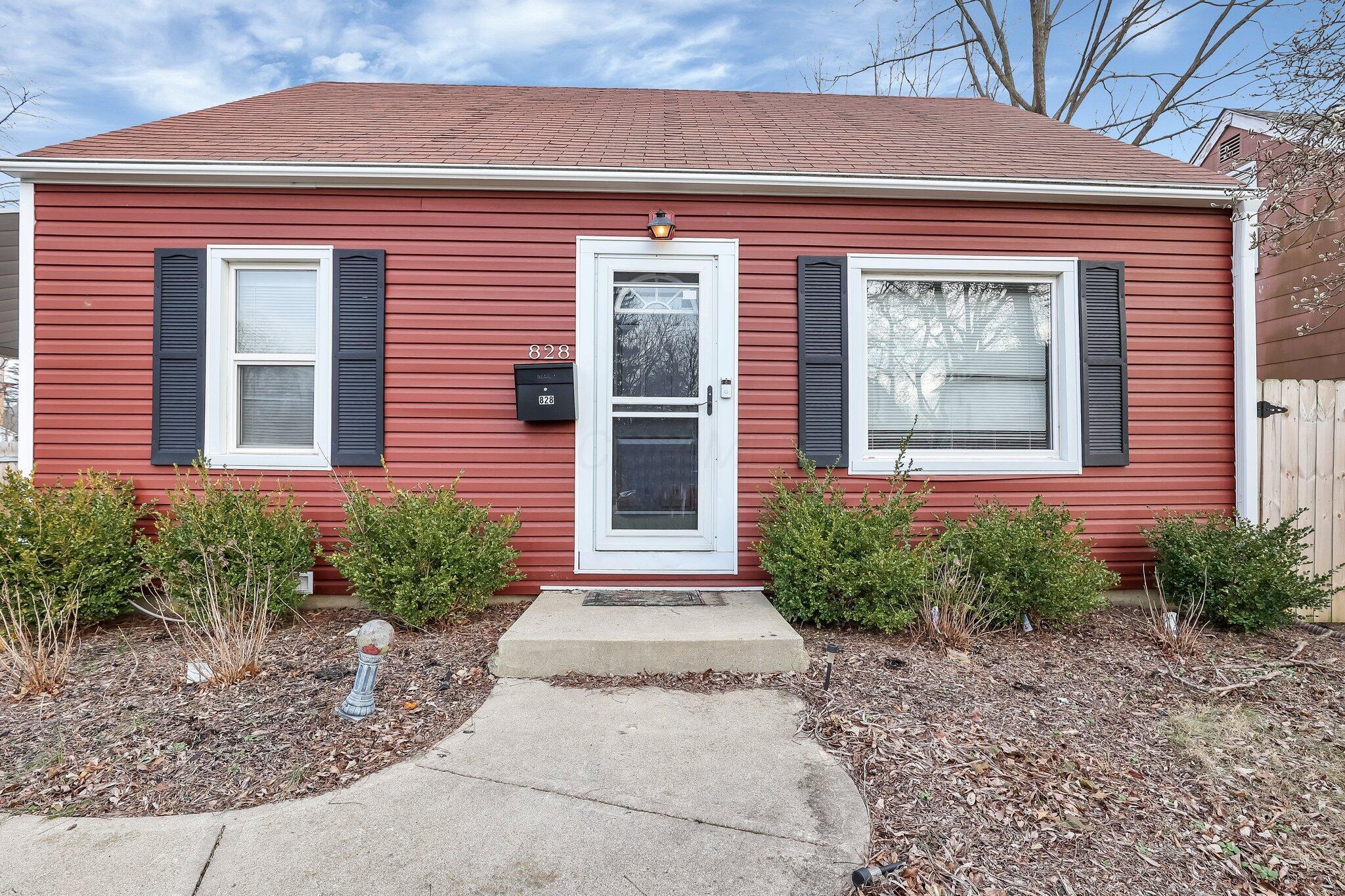 Elizabeth Ave, Columbus, OH 43227