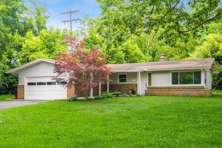 Riverside Dr, Upper Arlington, OH 43221