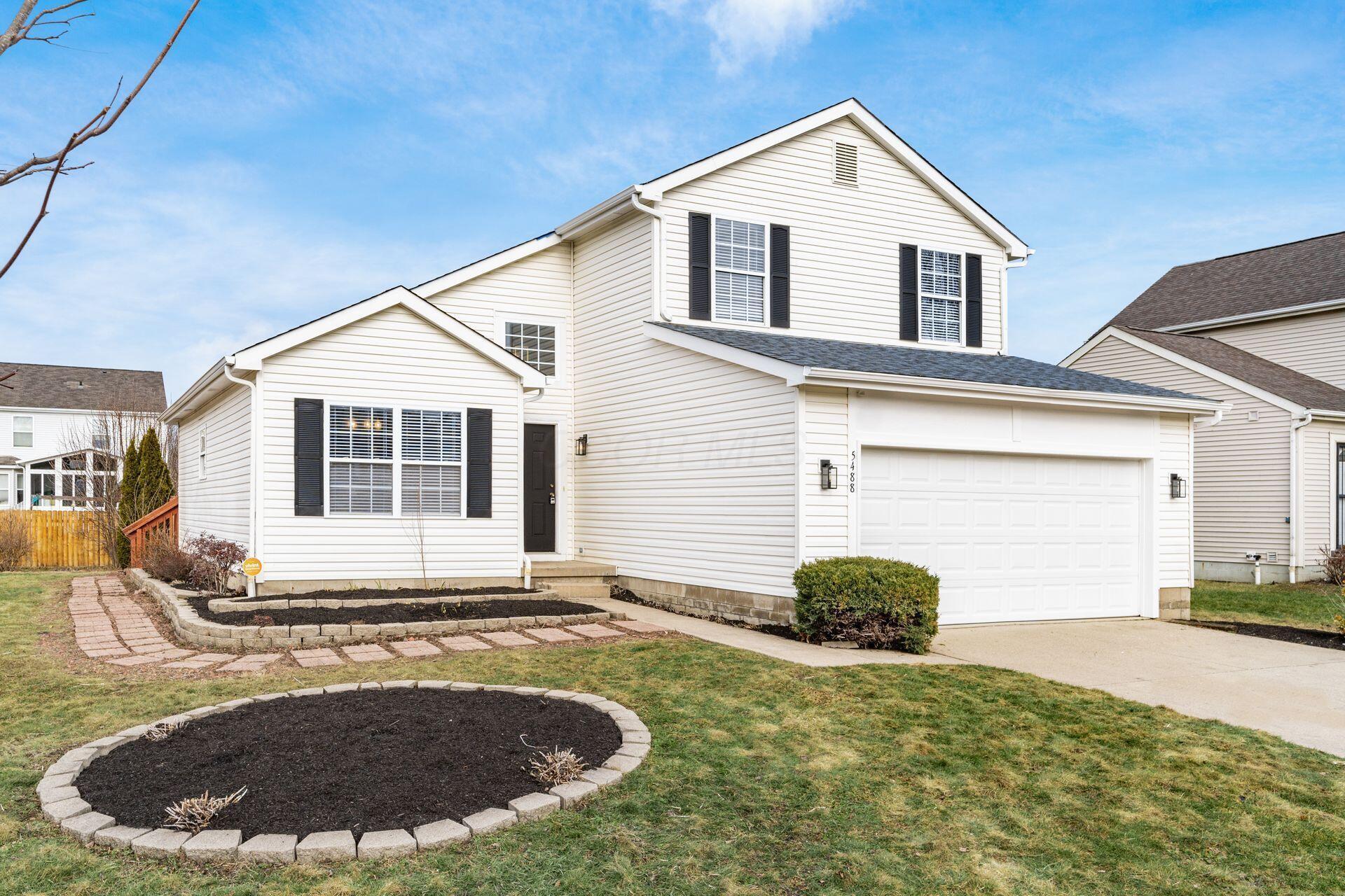 Meadow Passage Dr, Canal Winchester, OH 43110