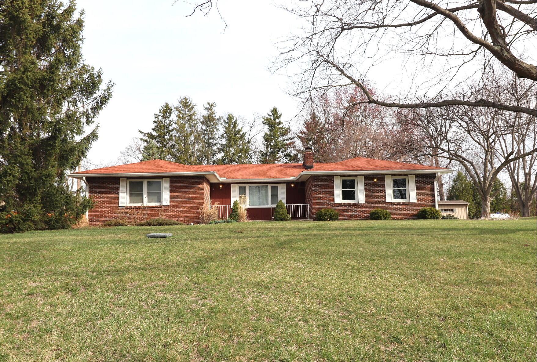 Rolling Hills Pl, Grove City, OH 43123