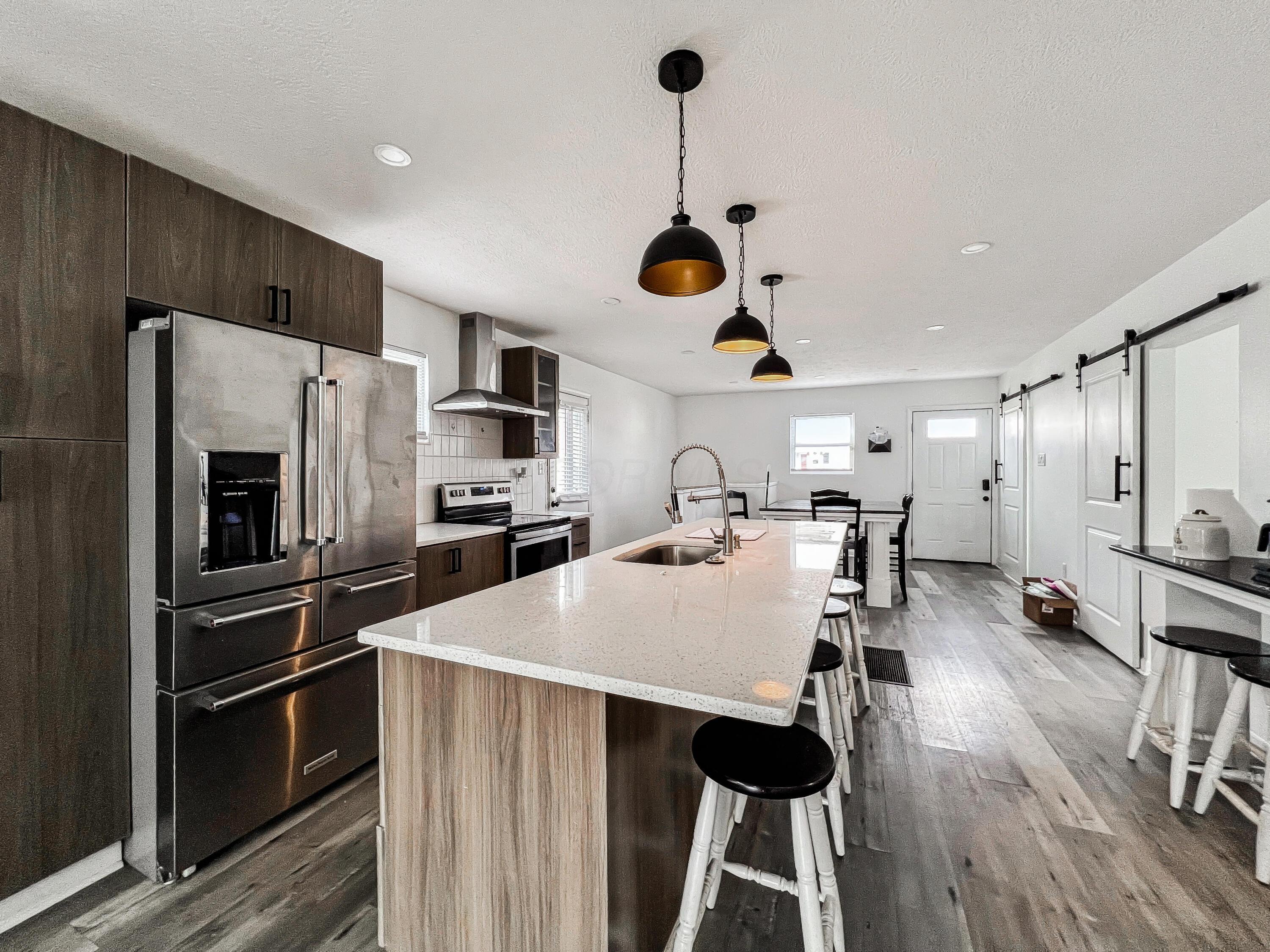 Johnson St, Columbus, OH 43203