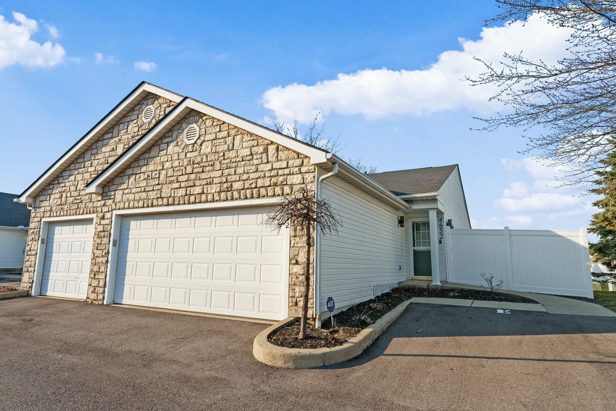 Athalia Dr, Columbus, OH 43228