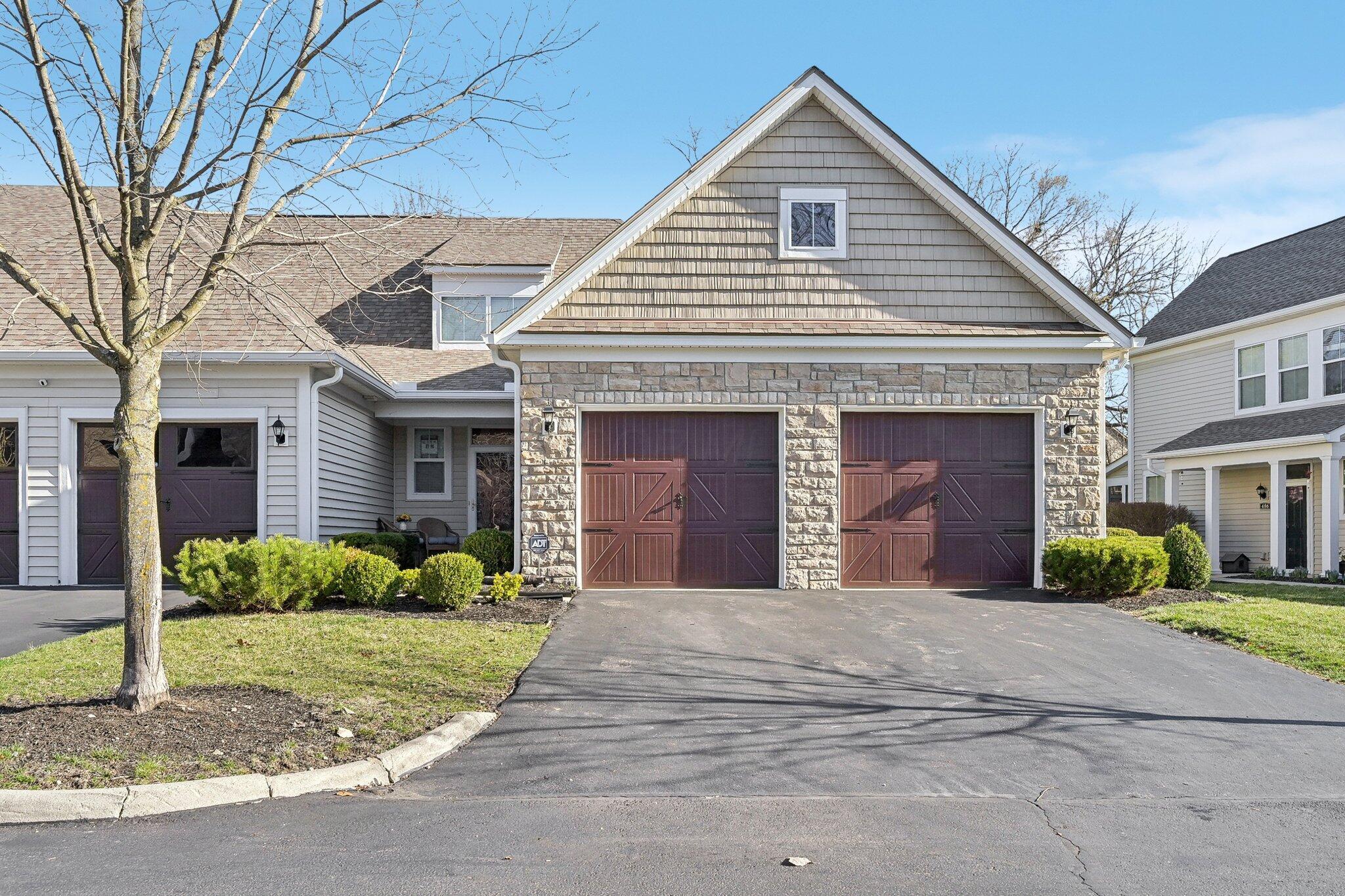 Westgreen Ln, Westerville, OH 43082