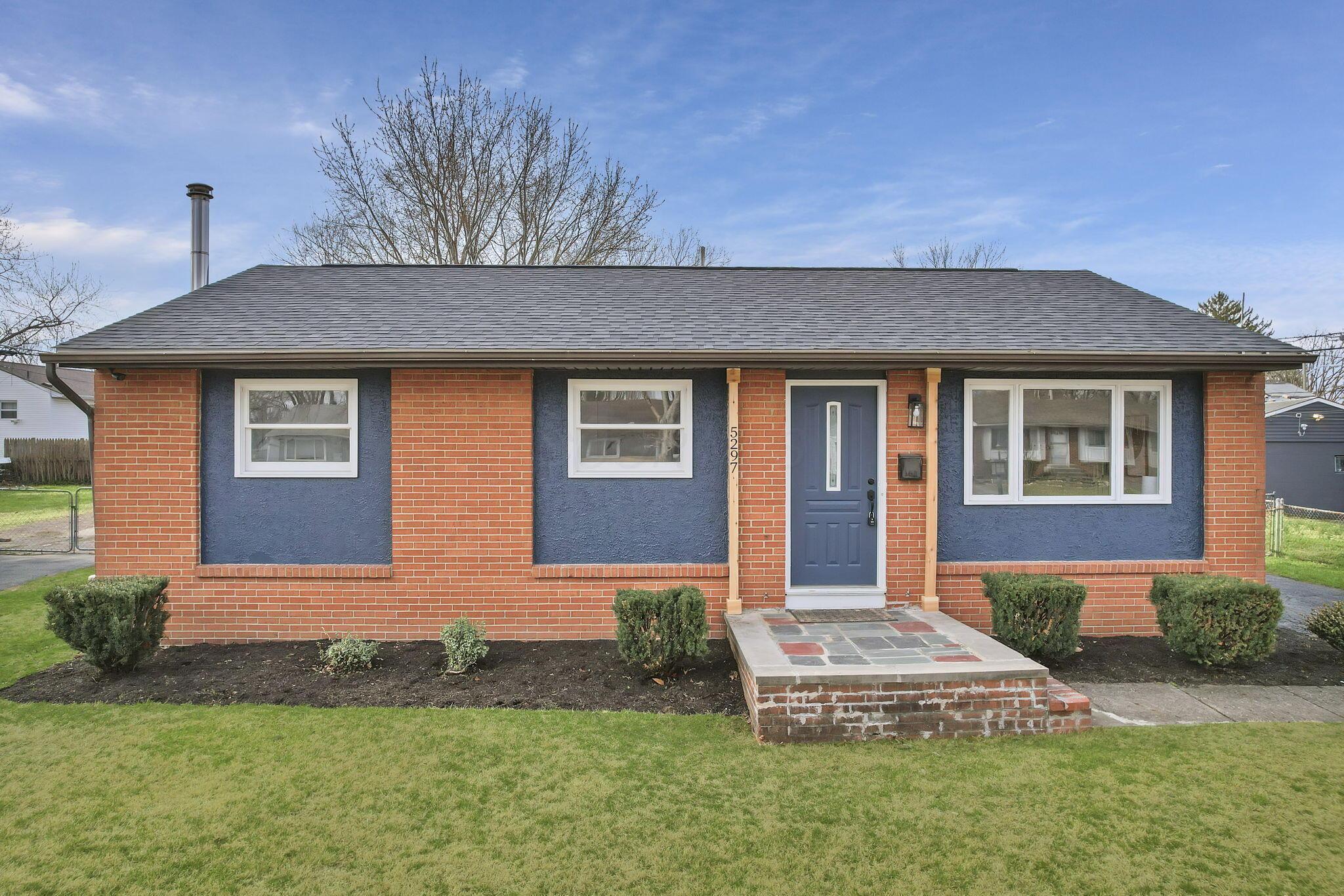 Ivyhurst Dr, Columbus, OH 43232