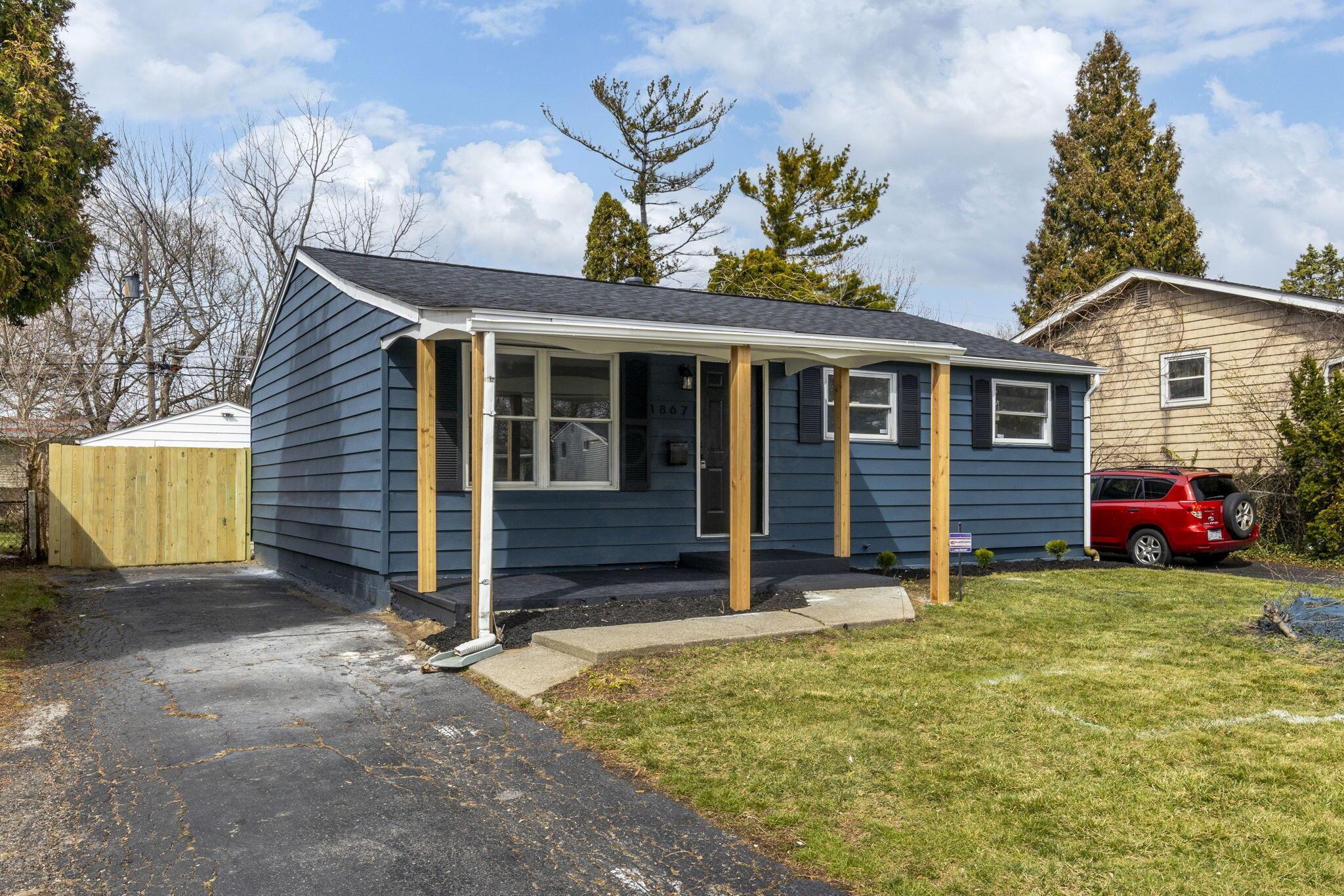 Somerset Ct W, Columbus, OH 43227