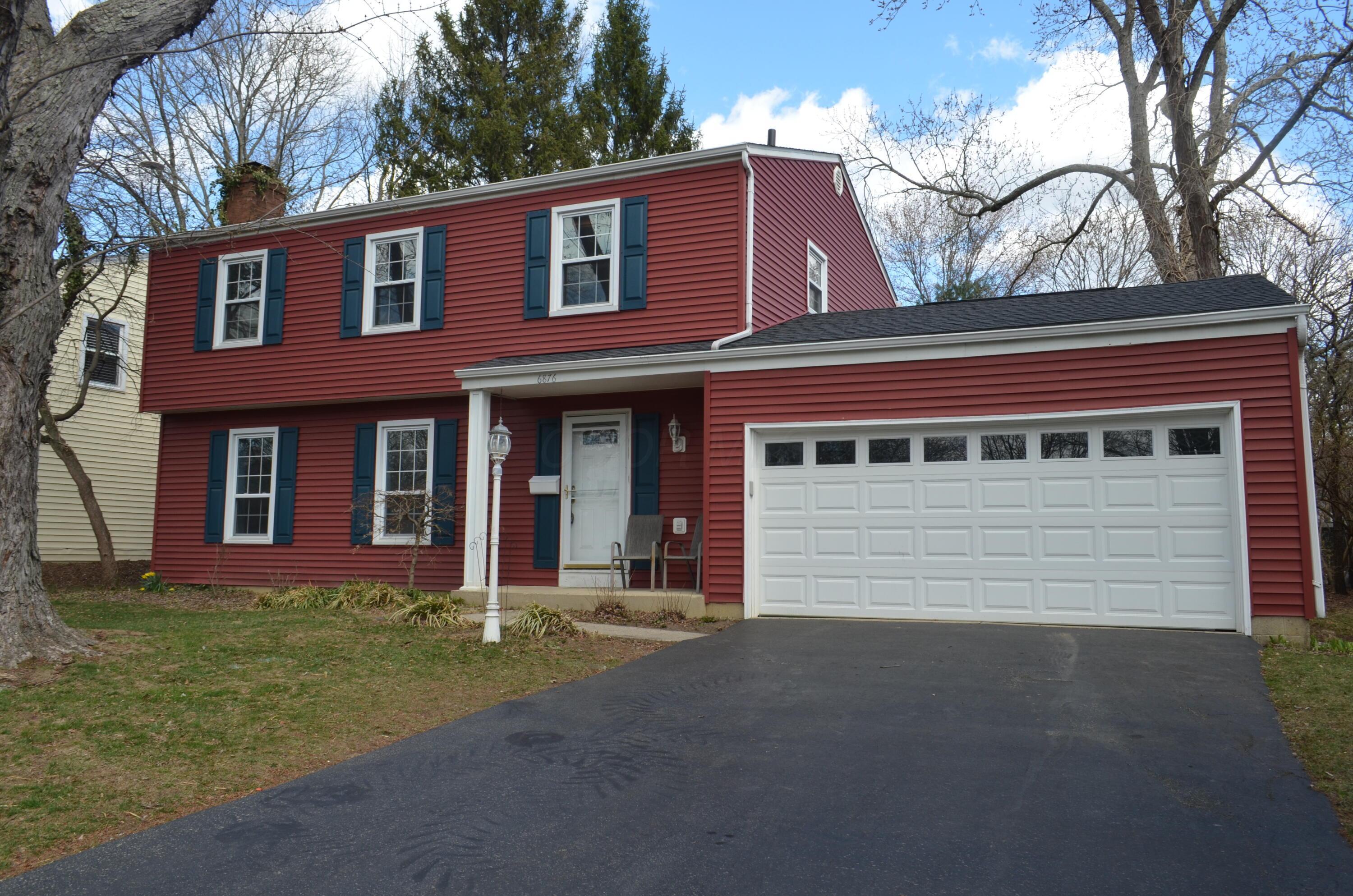 Bowerman St E, Worthington, OH 43085