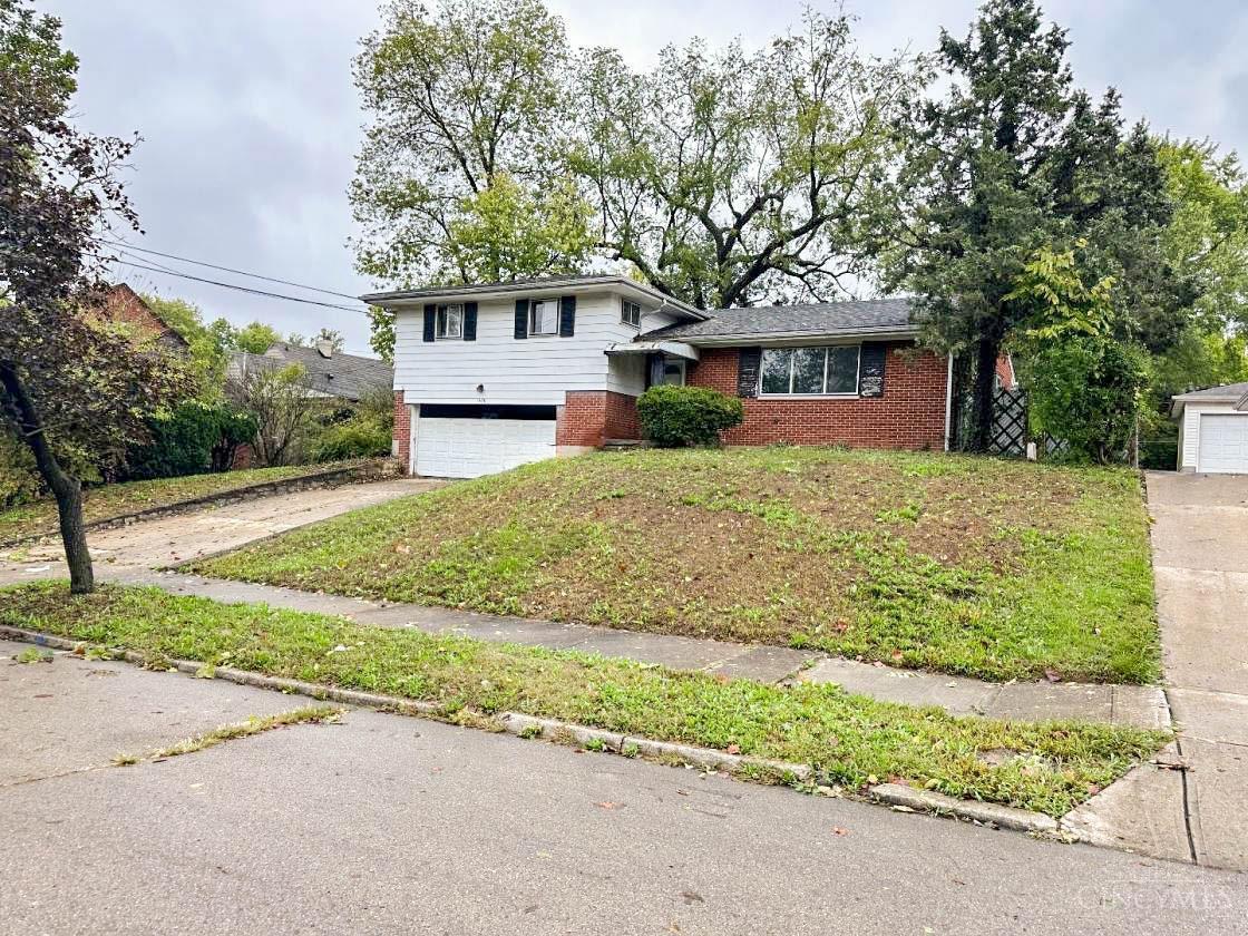 Tennyson Ave, Dayton, OH 45406