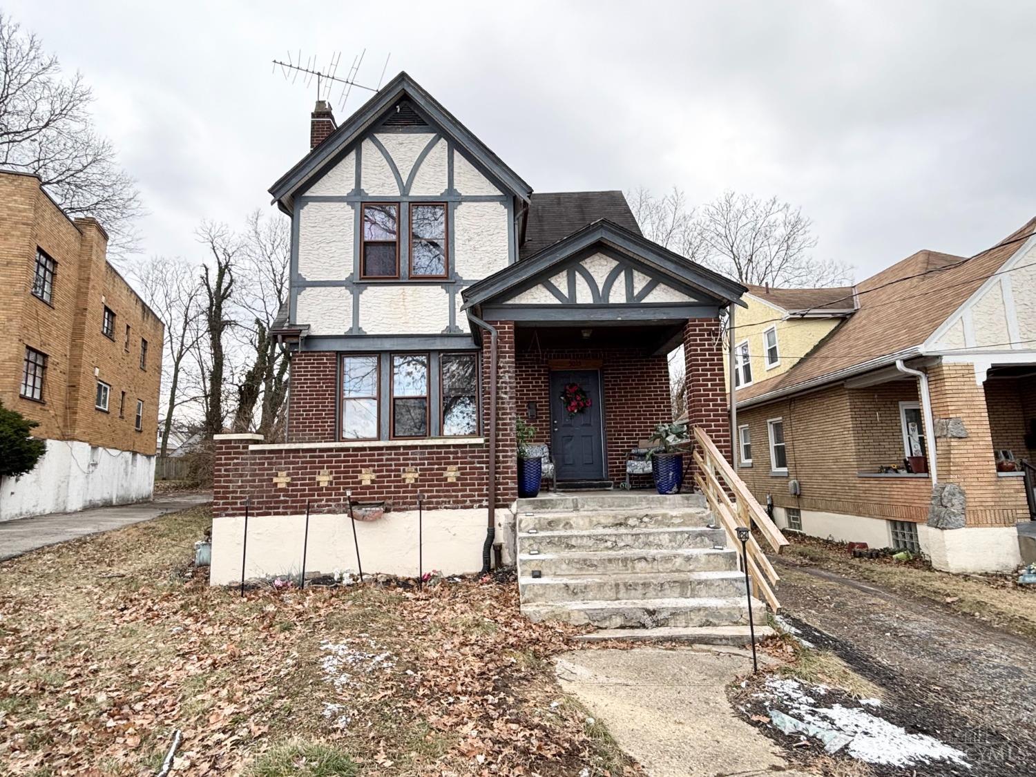 Casa Loma Blvd, Cincinnati, OH 45238