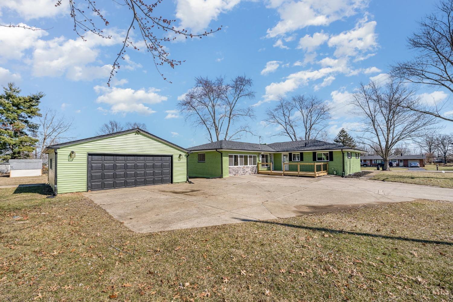 Ridgemont Dr, West Chester, OH 45069