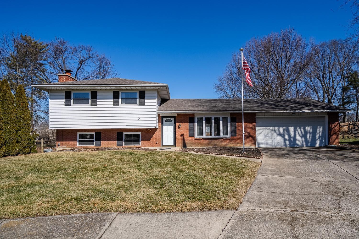 Dan Ct, Fairfield, OH 45014
