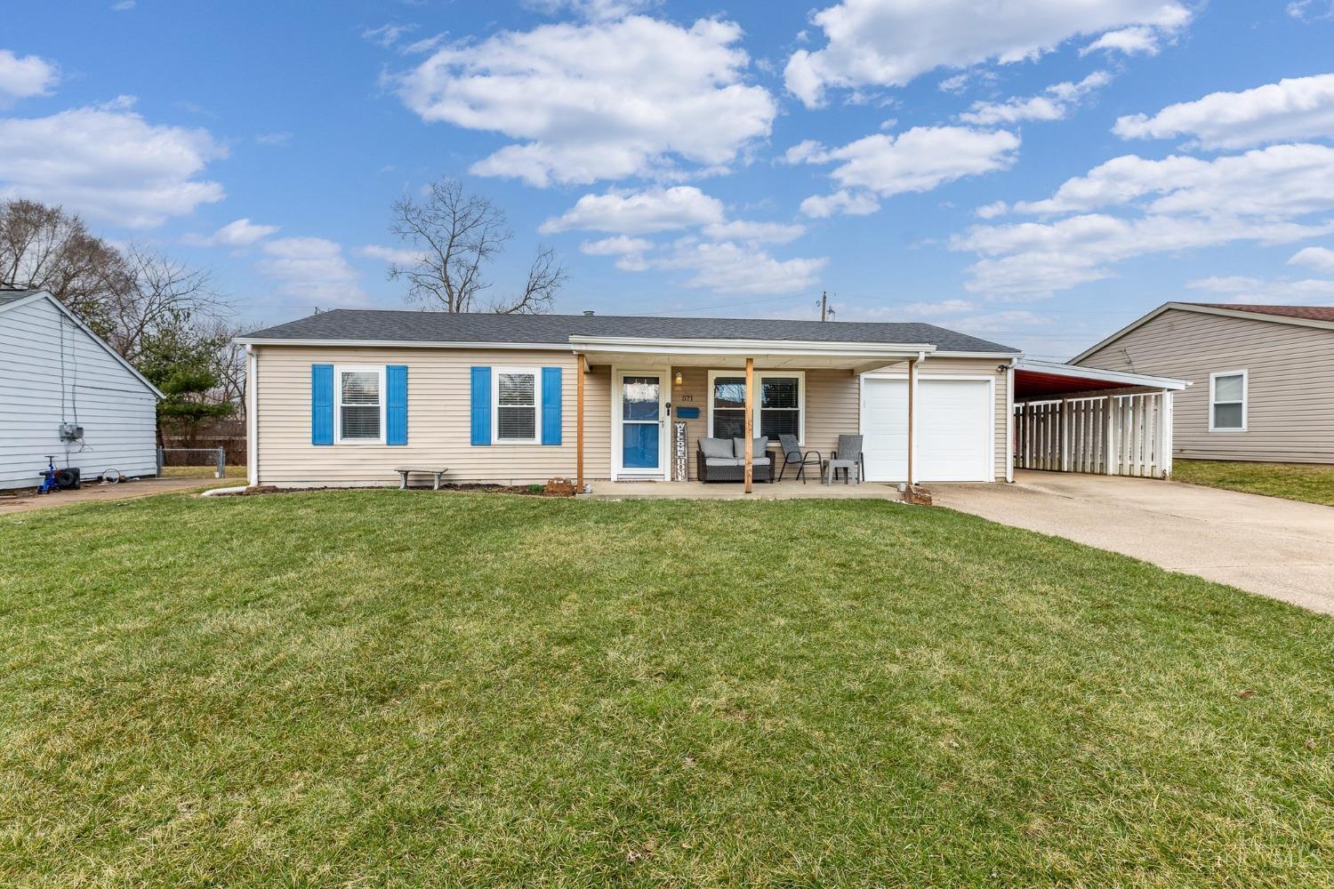 Martha Dr, Franklin, OH 45005