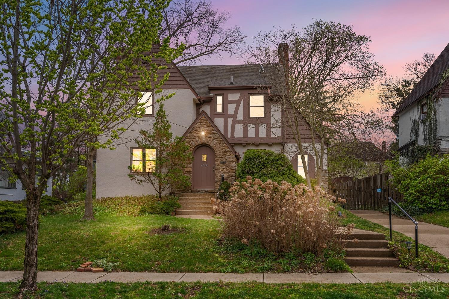 Bristol Ln, Cincinnati, OH 45229