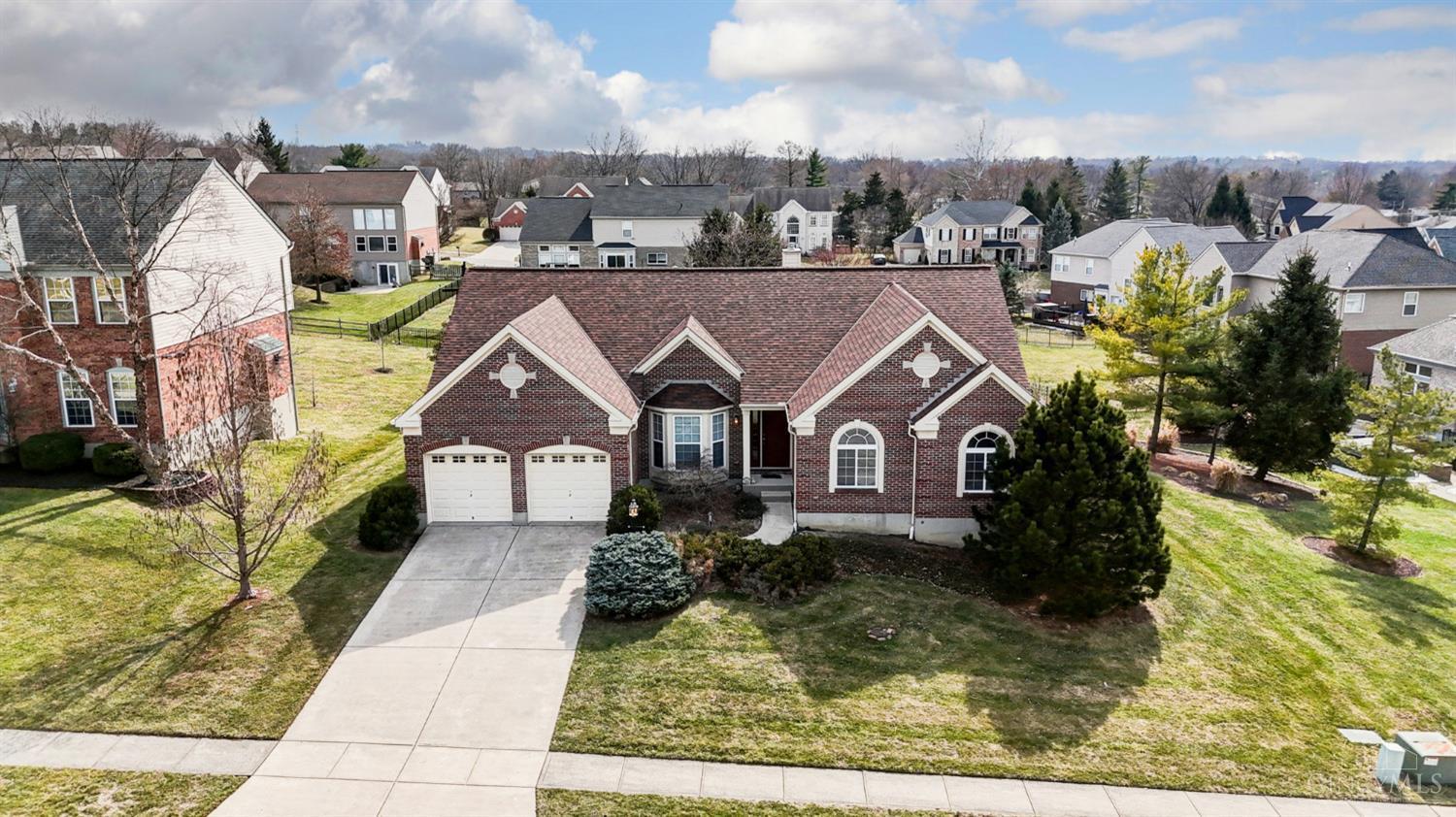 Julies Cv, West Chester, OH 45069