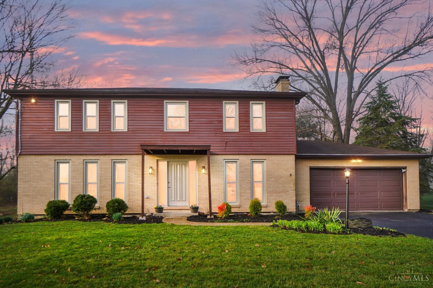 Ell Char Ct, West Chester, OH 45241