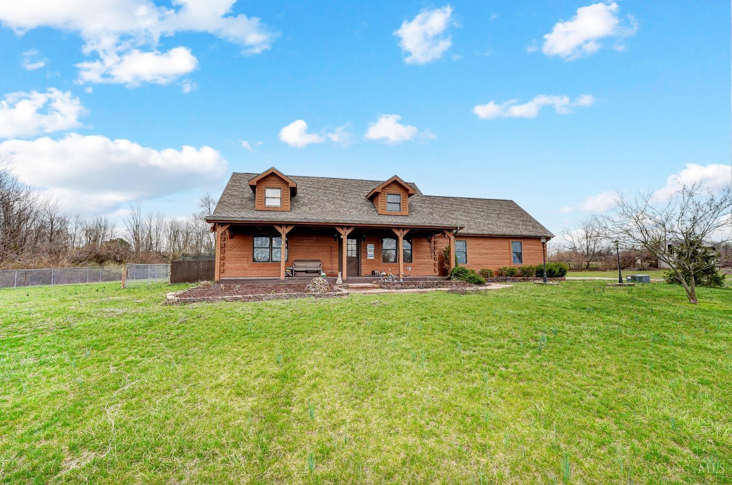W Pekin Rd, Lebanon, OH 45036