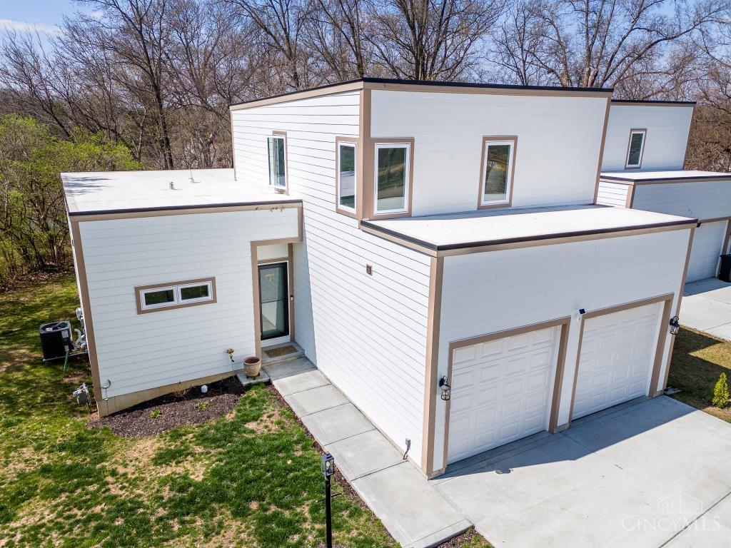 Dewitt Ct, Cincinnati, OH 45218