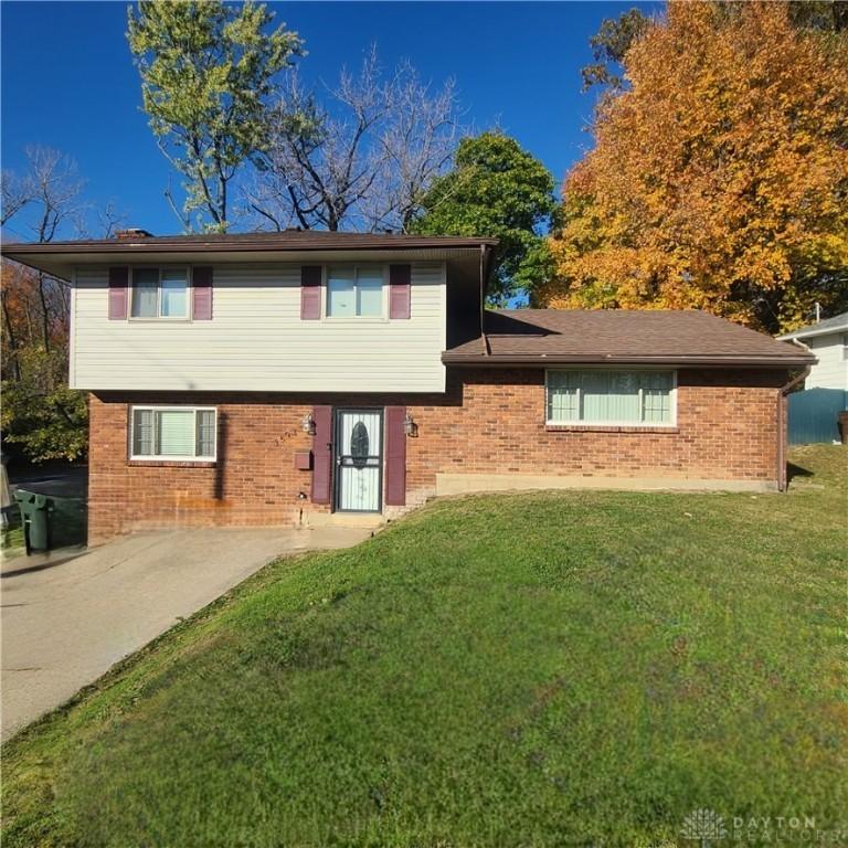 Saint James Ave, Dayton, OH 45406