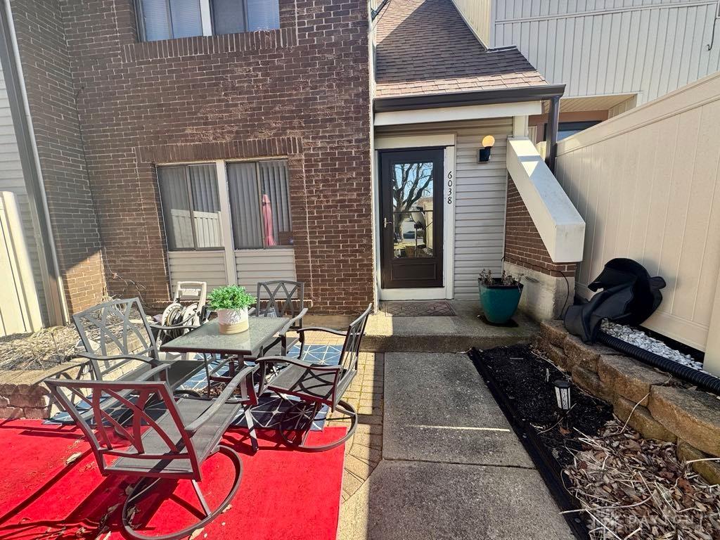 Cinnamon Tree Ct, Englewood, OH 45322