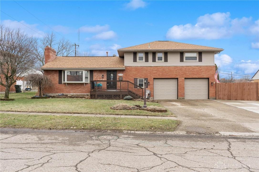 Andrea Dr, Kettering, OH 45429