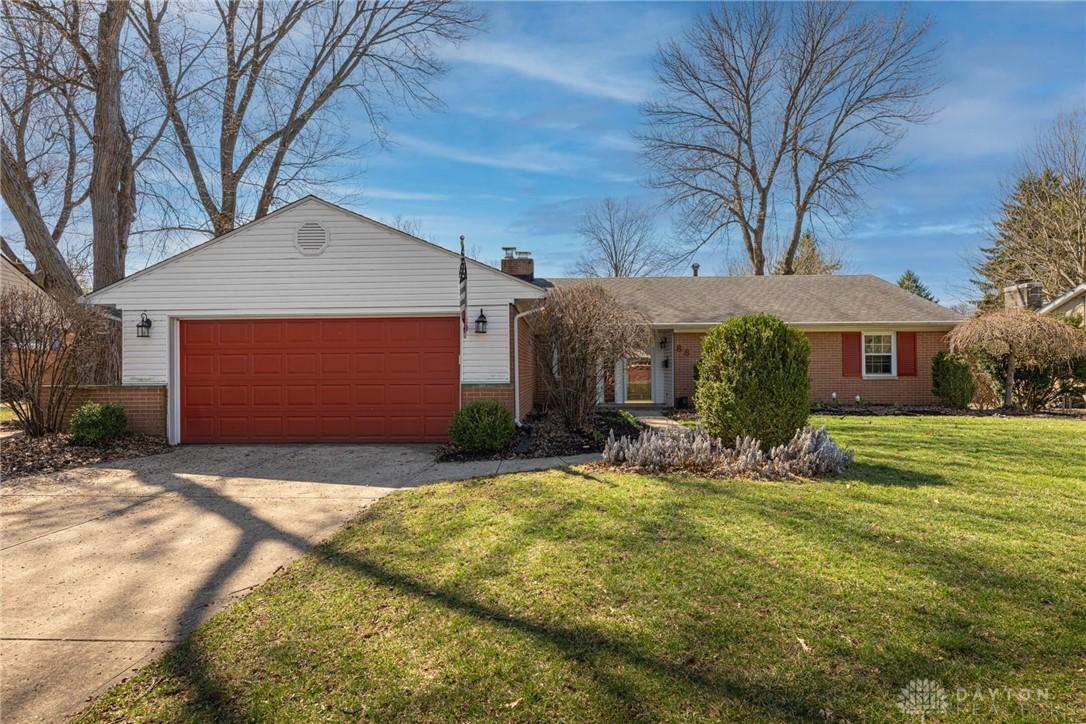 E Elmwood Dr, Dayton, OH 45459
