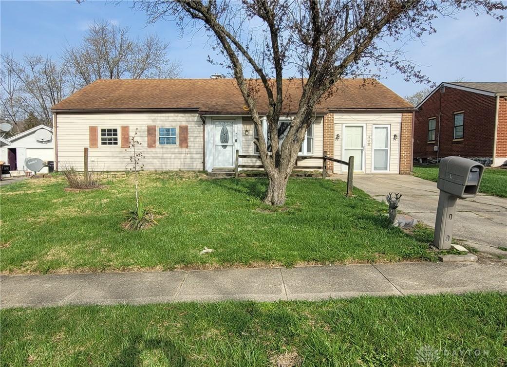 Meadowdale Dr, Dayton, OH 45416