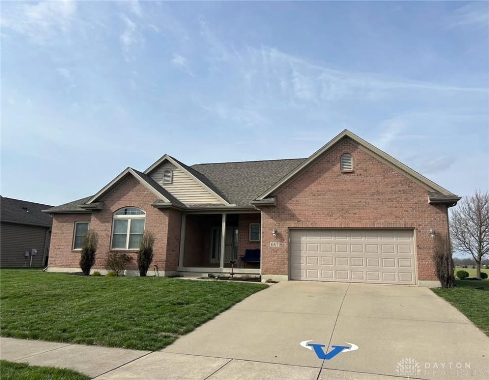 Loxley Ln, Troy, OH 45373