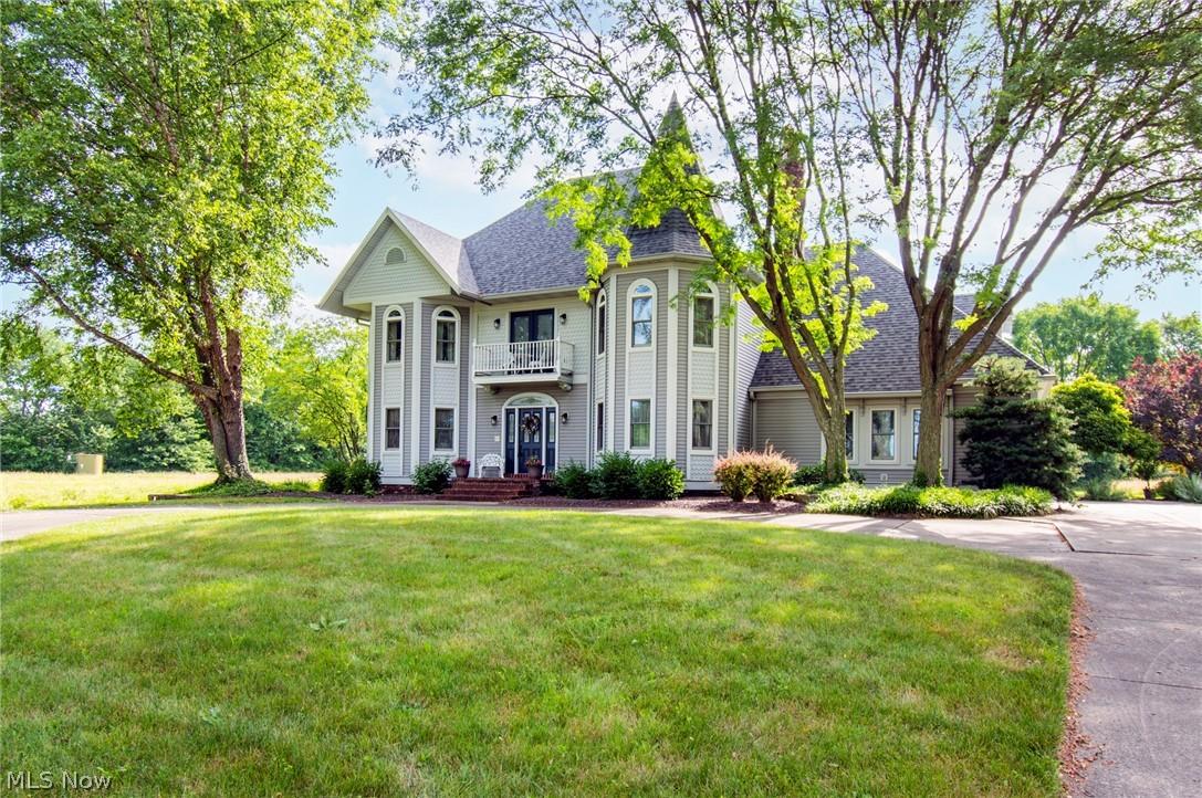 Woodworth Rd, North Lima, OH 44452
