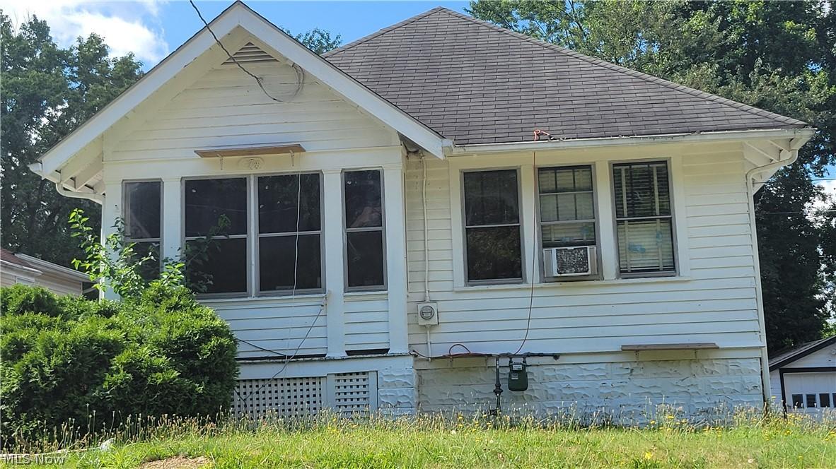 Fess Ave, Akron, OH 44307