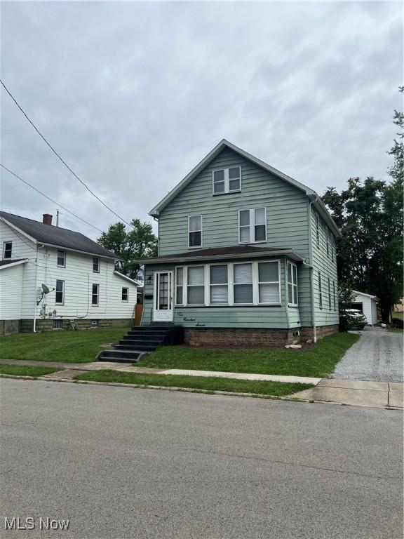 E North Ave, East Palestine, OH 44413