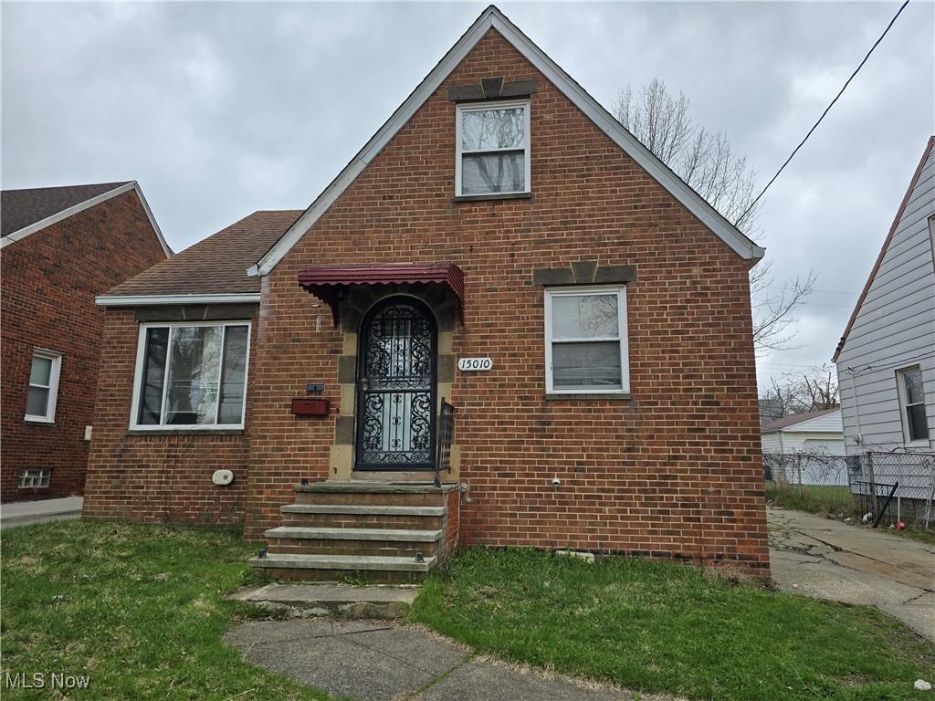 Judson Dr, Cleveland, OH 44128