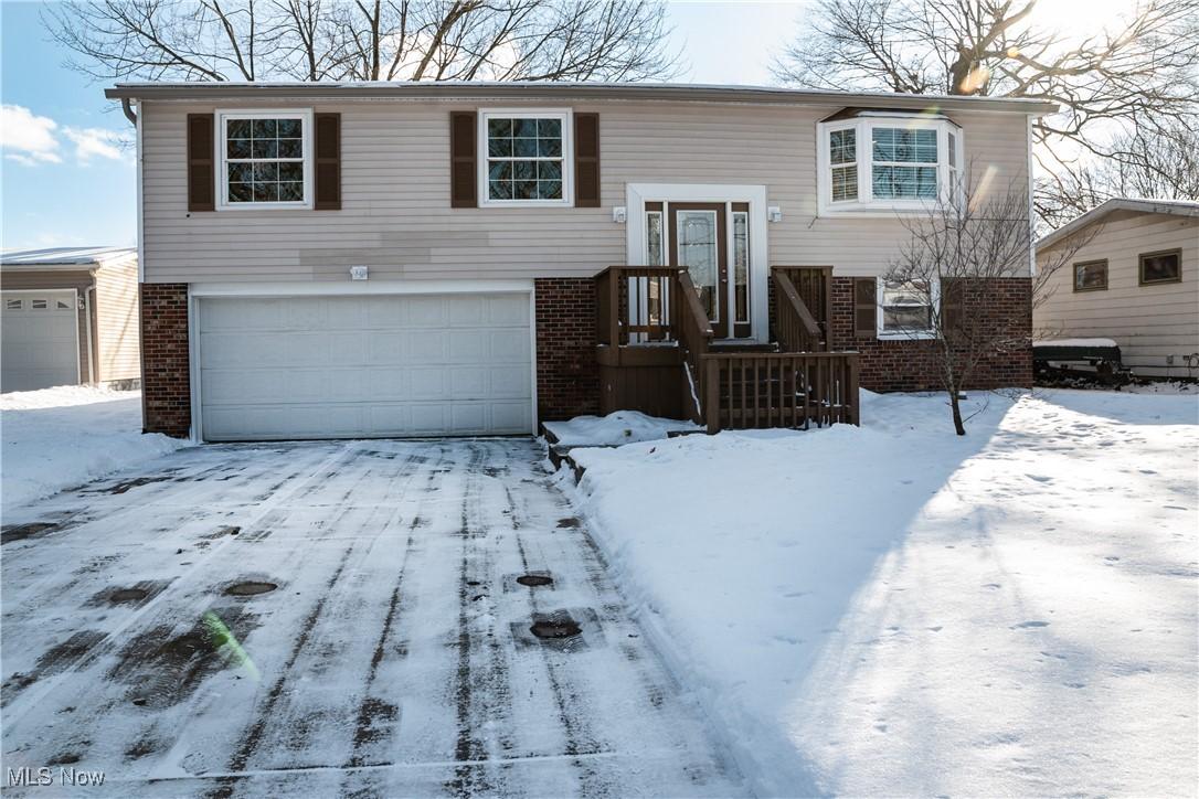 Morningside Rd, Niles, OH 44446