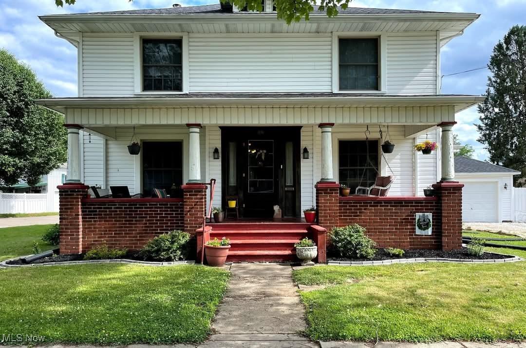 W State St, Newcomerstown, OH 43832