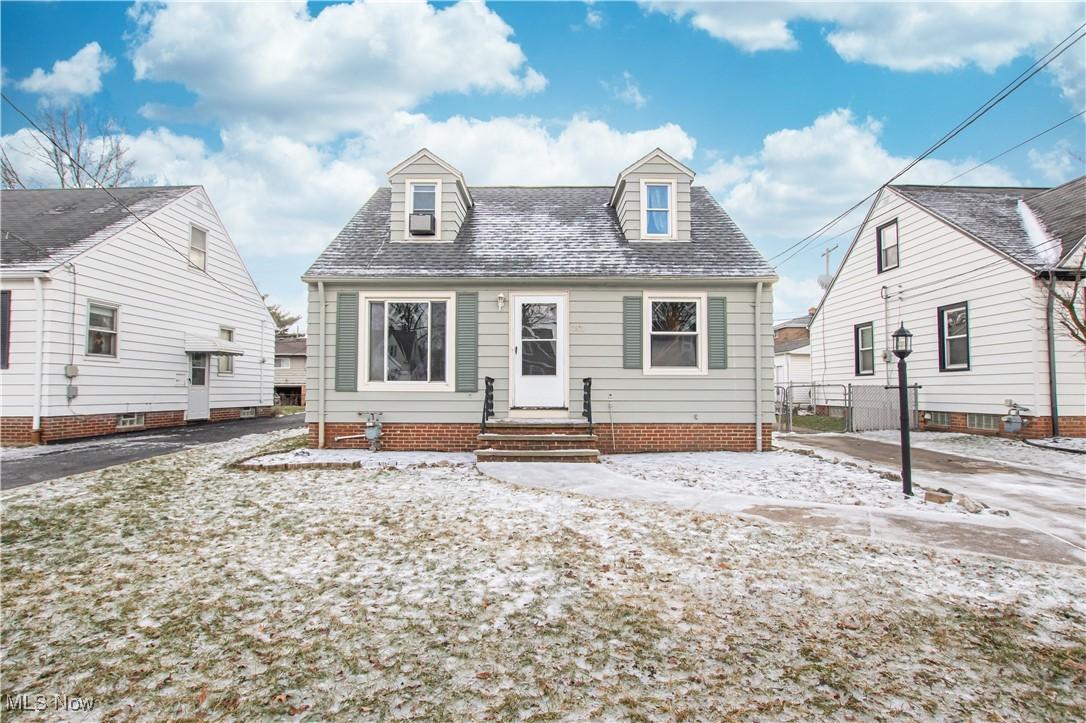 Liggett Dr, Parma, OH 44134